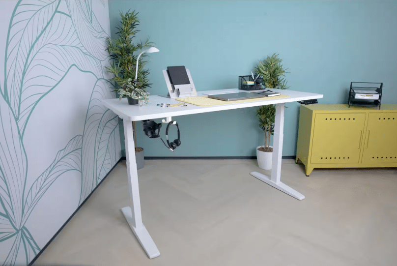 sit-stand desk